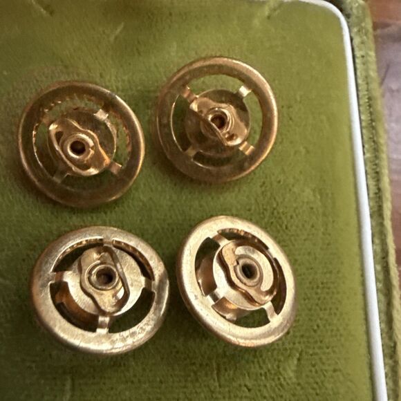 Lot Of 4 Vintage FANCY  Crystal & Gold Tone Buttons - Picture 2 of 7